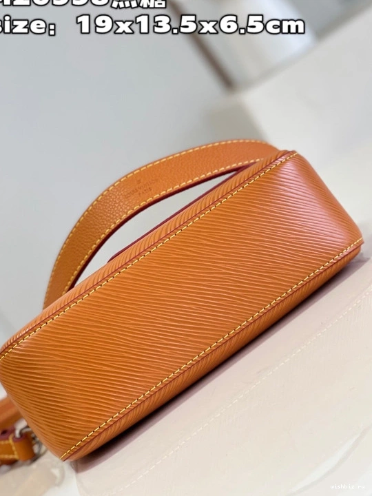 WIS LOUIS Marellini VUITTON 0720